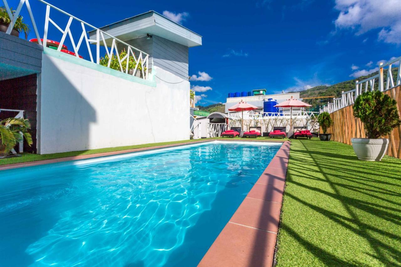 Pj Patong Resortel Exterior photo